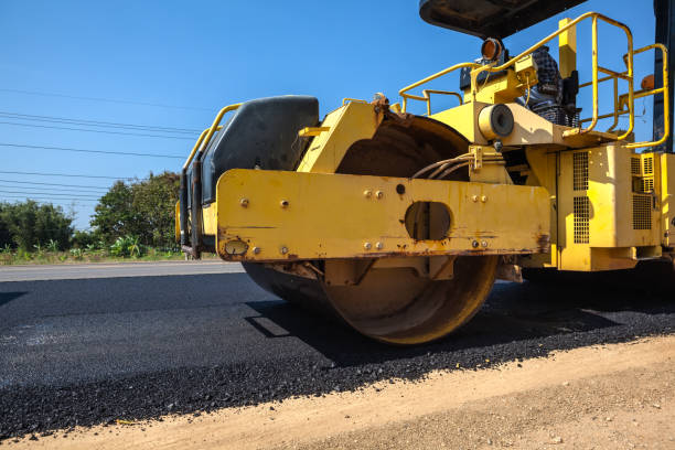 Best Local Driveway Pavers  in Cortland, OH